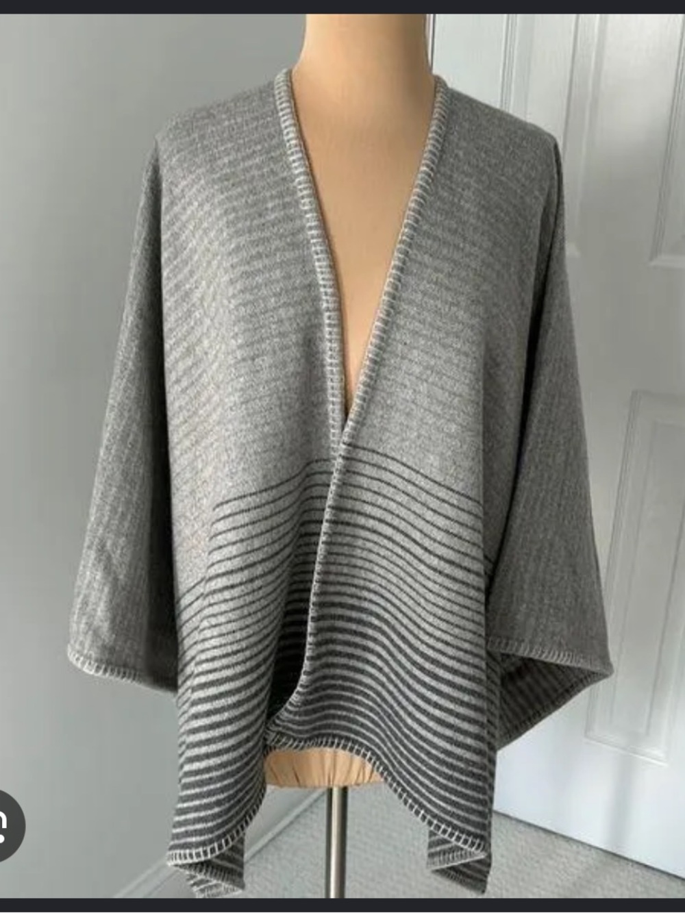 Aritzia Babaton Gray Striped Open Poncho Shawl